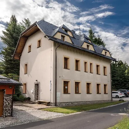 Horská chata Pod Klinovcem *